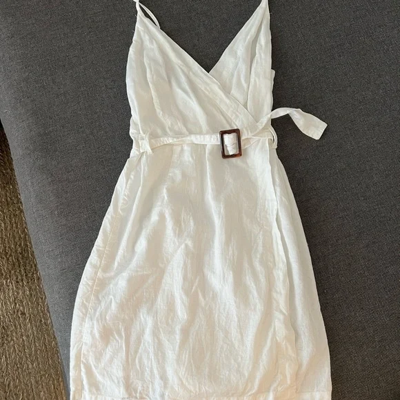 WHITE SUMMER DRESS ✨ - Picture 2 of 4